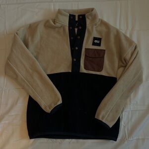 “picture” size small sherpa type jacket